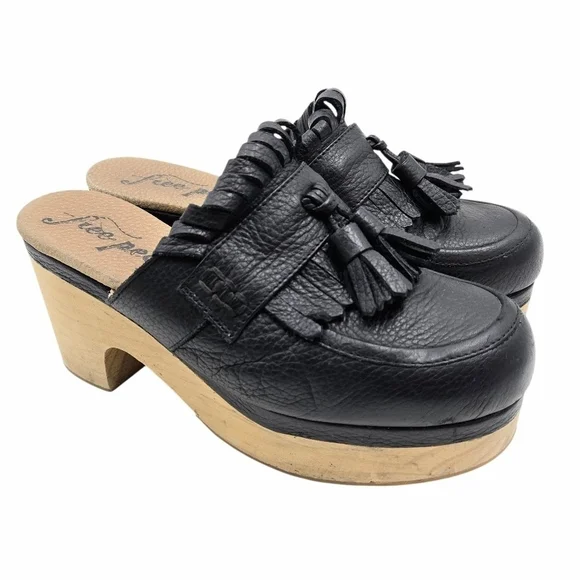 Free People Black Leather‎ Clogs with Natural Wooden Heel - Picture 2 of 14